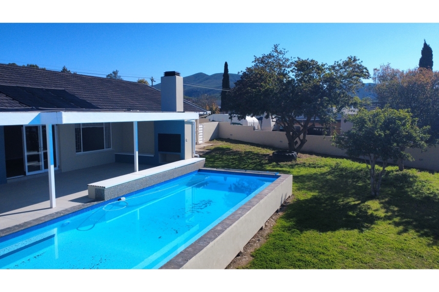4 Bedroom Property for Sale in Bonnievale Western Cape